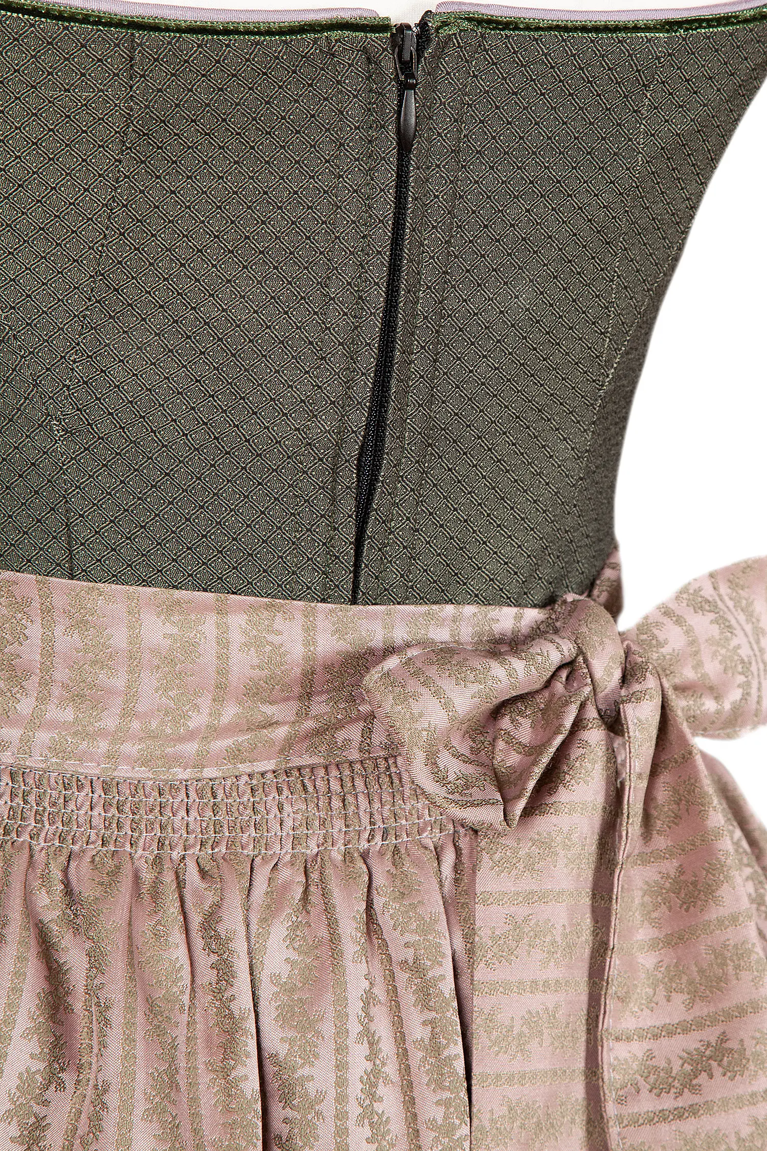 Dirndl mit Reißverschluss mit altrosa Schürze - Detail Mieder