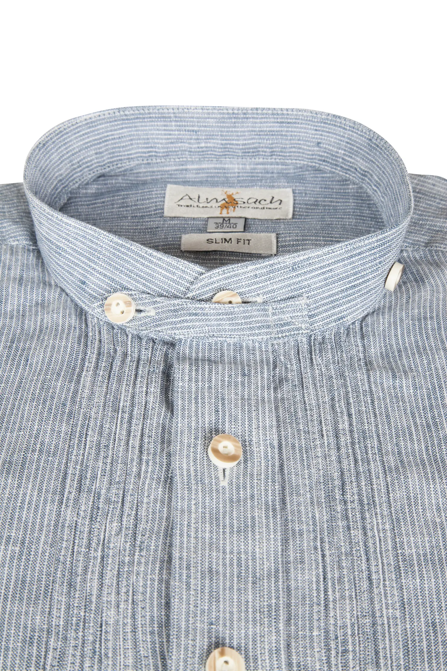 Trachtenhemd aus Leinen mit Stehkragen in navy - Detail Kragen