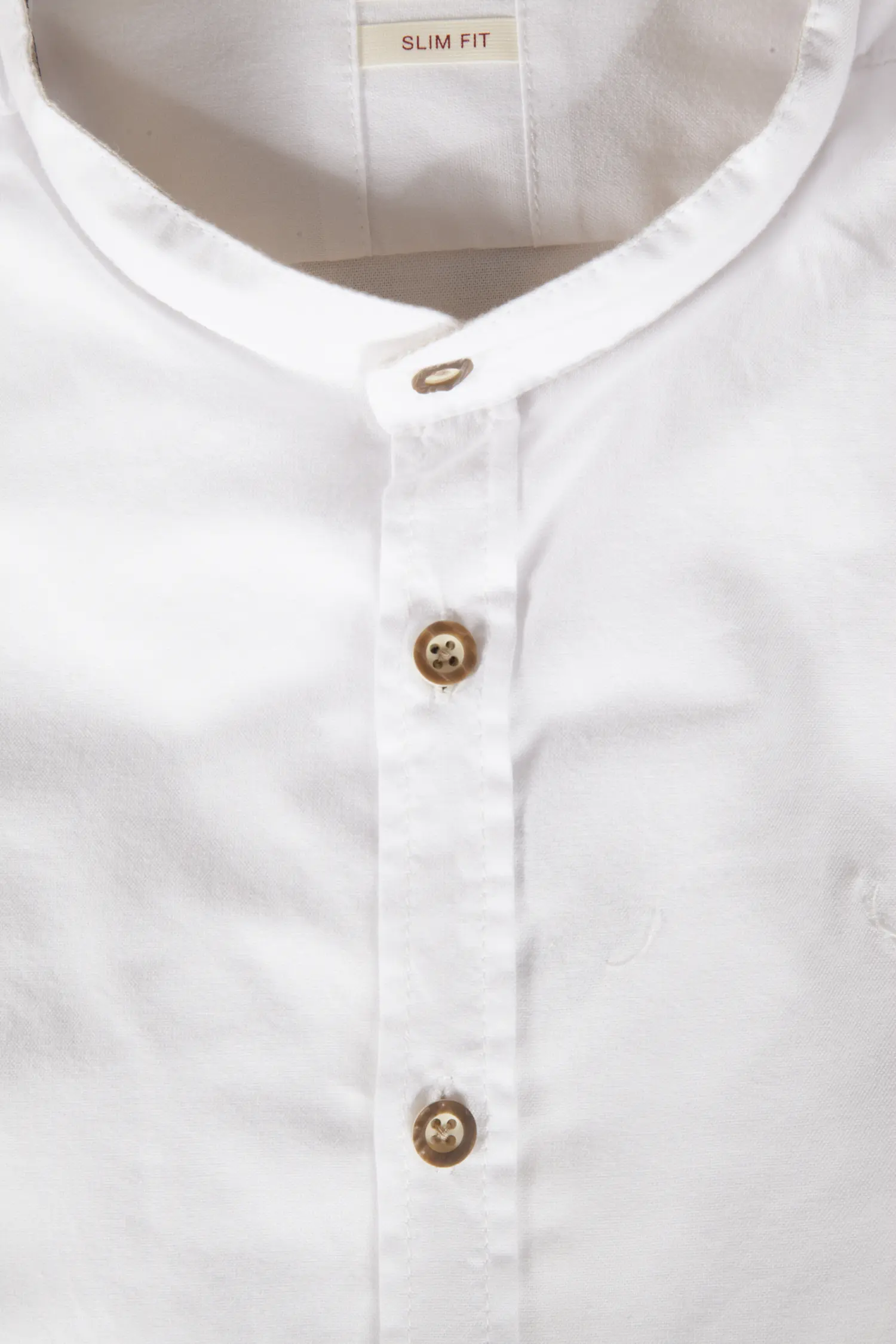 1504-0008-be3-02 Detail - Knöpfe