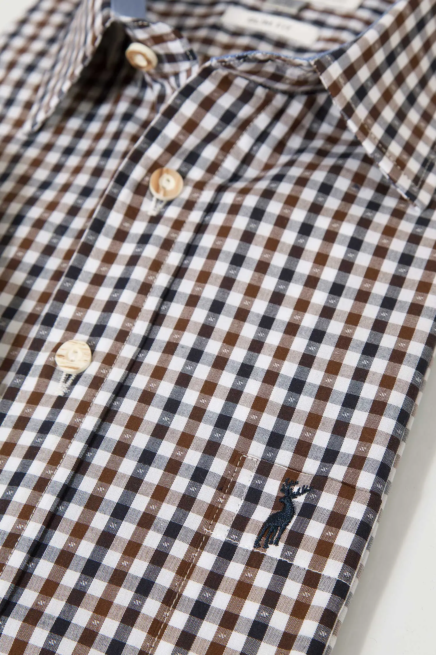 trachtenhemd-kariert-schwarz-braun-1521-1264-br7-19-03b-5769-b Trachtenhemd kariert in braun und schwarz Kragen