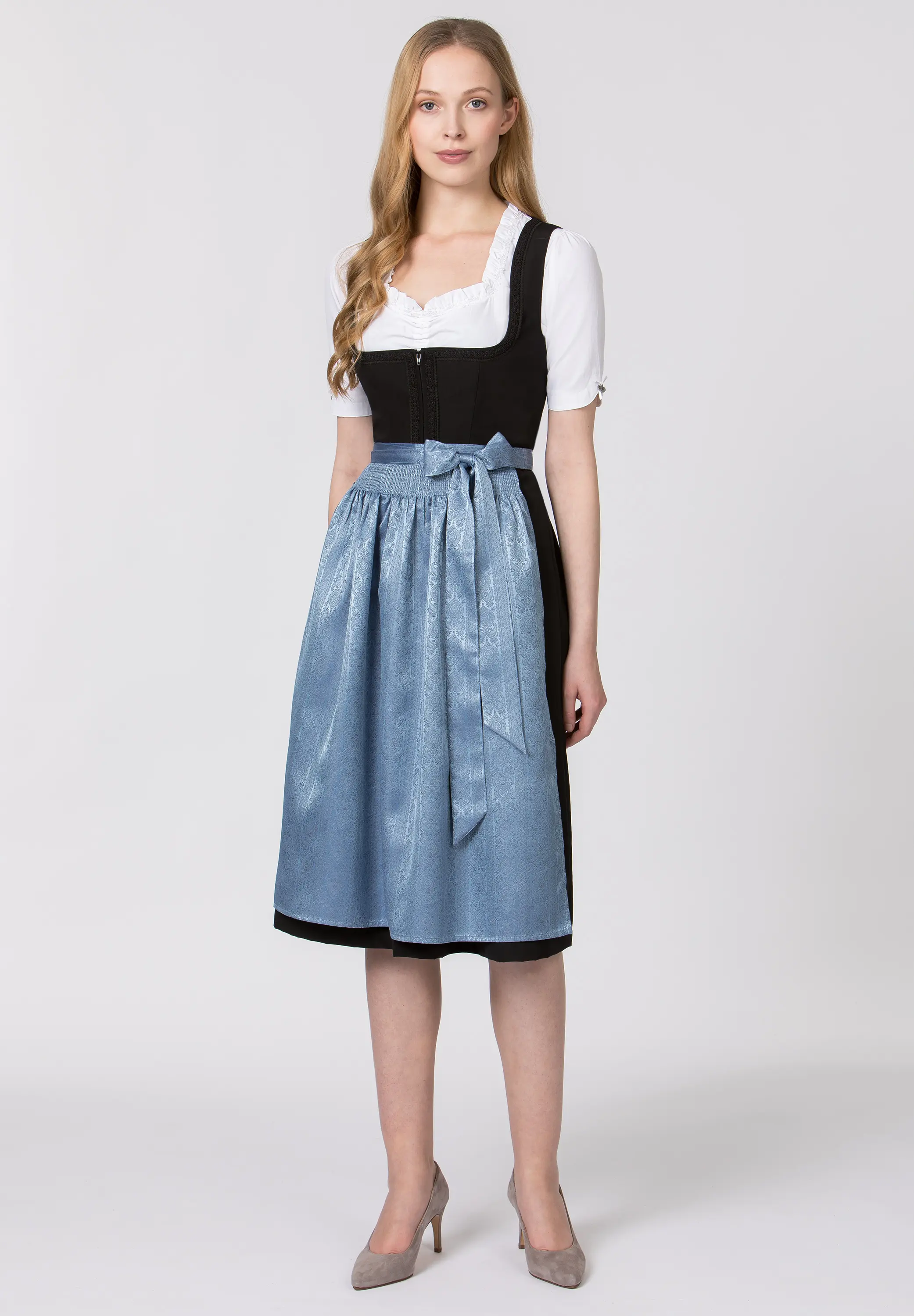 hellblaue dirndlschürze