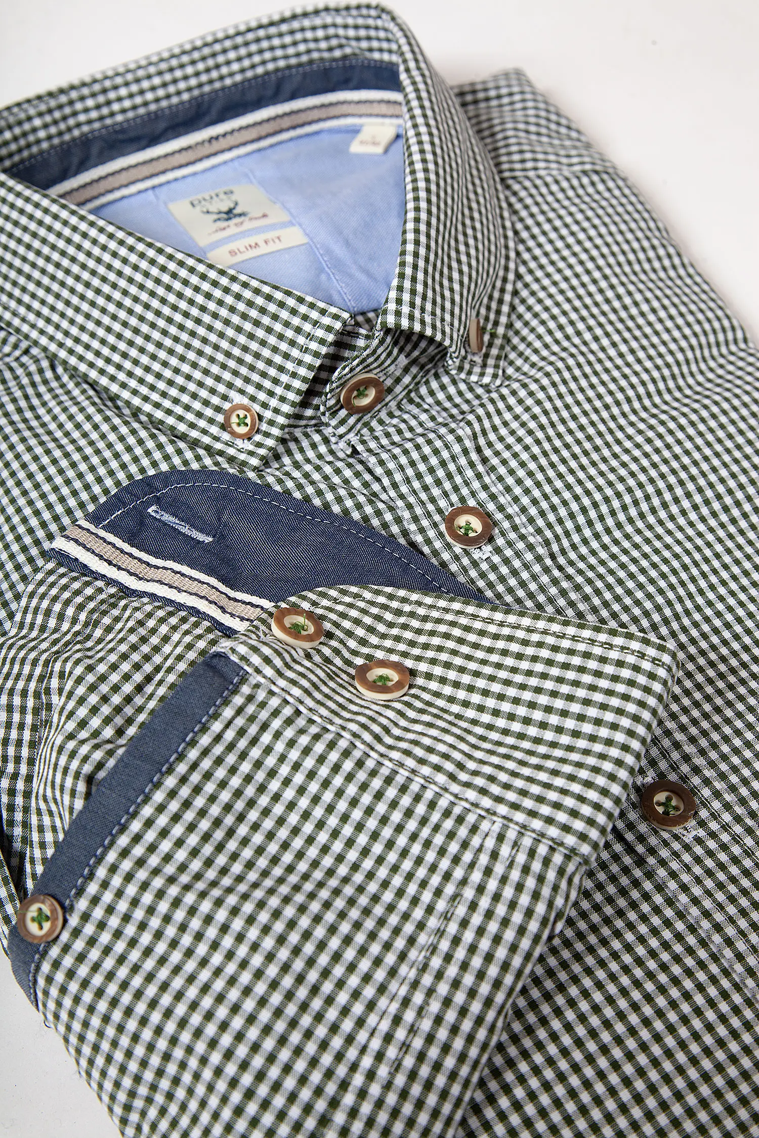 1524-1043-GN5-23-03e-5454b Trachtenhemd kleinkariert in dunkelgrün von Pure - Detail Ärmel