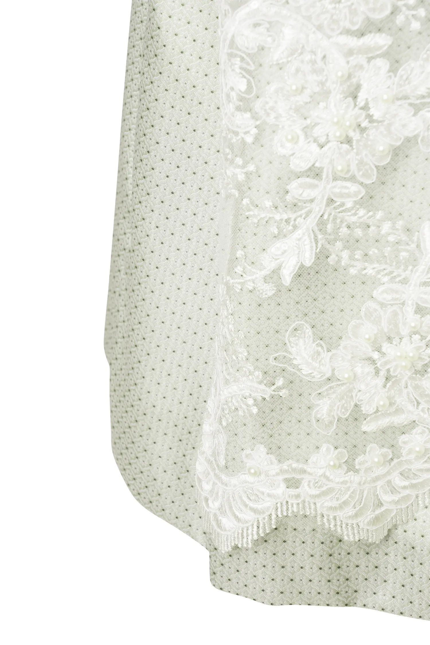 Dirndl Inka in hellgrün mit aufregenden Details - Detail Rock