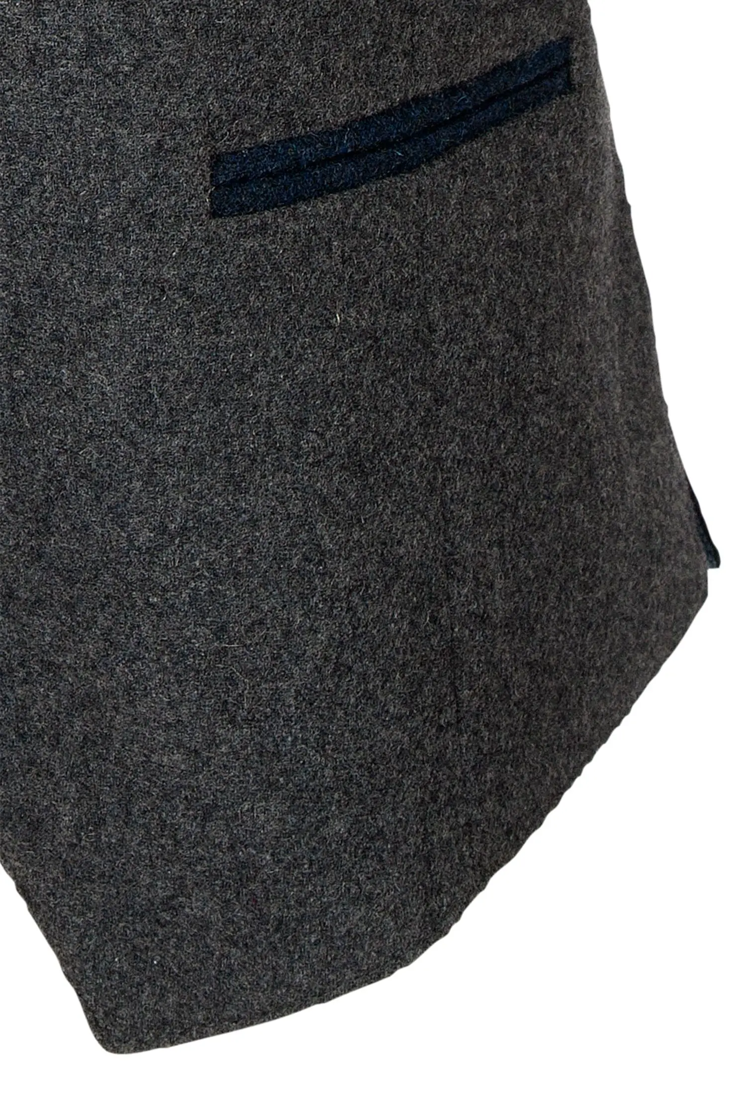 Trachtenweste Sirius aus Loden in anthrazit Detail