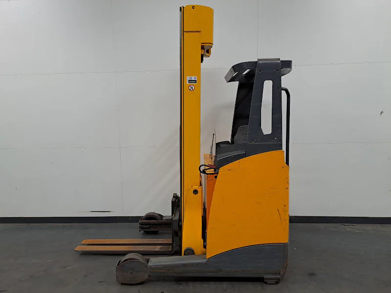 Jungheinrich ETV 114 2011 - Carrello retrattile immagine 2 miniatura