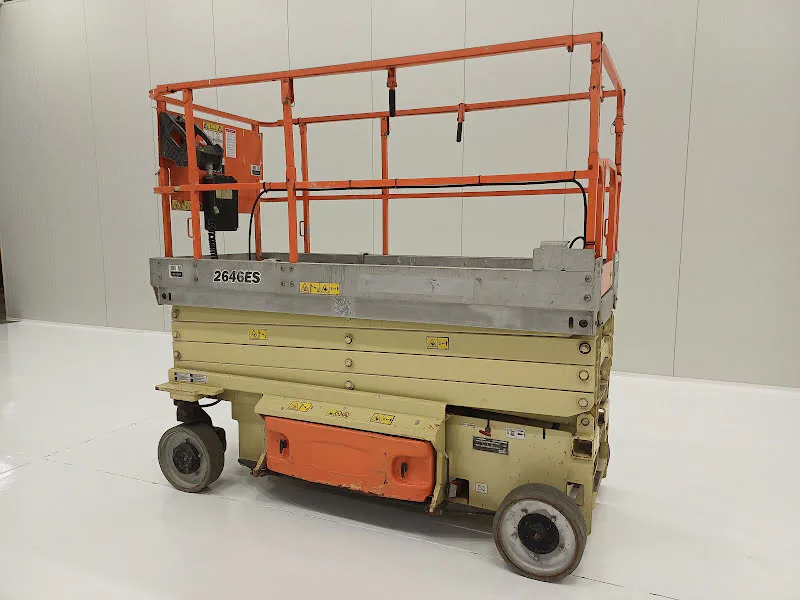 Jlg 2646ES 2014 - Piattaforma a forbice immagine 2 miniatura