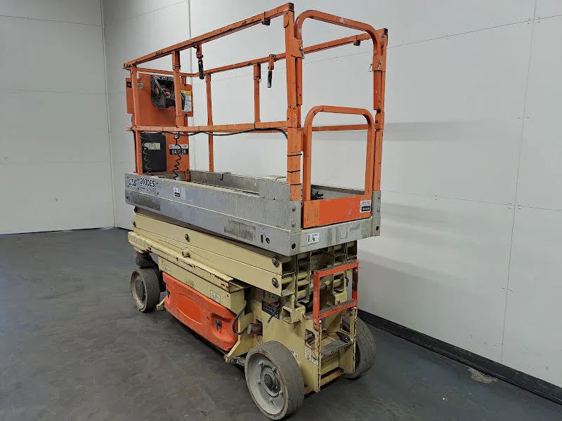 Jlg 2030ES 2014 - Plataforma de tesoura imagem 3 miniatura