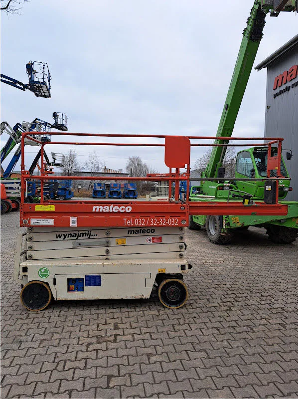 Imer IT 10090 2014 - Scissor lift image 1
