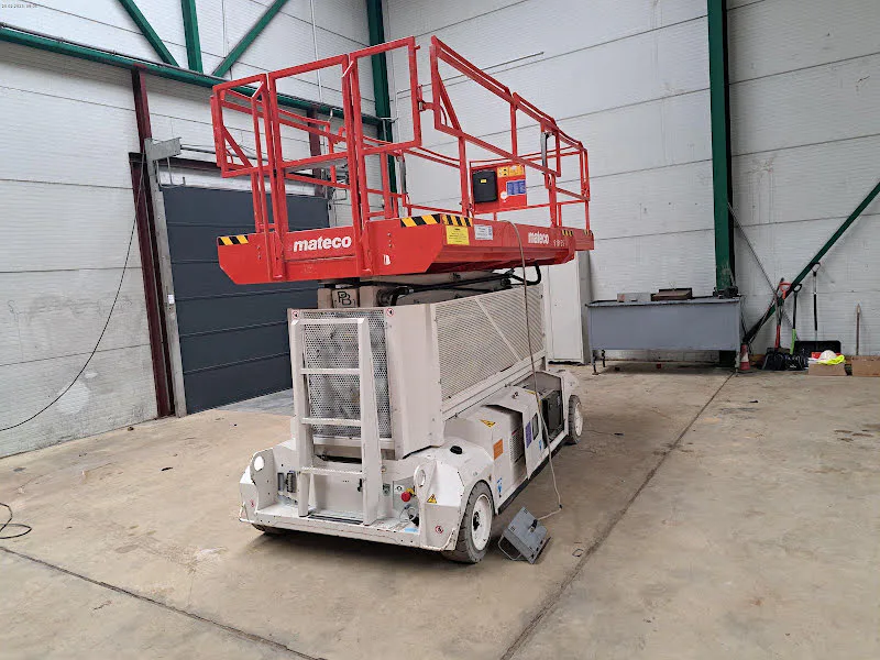 Pb S151-16 E 2016 - Scissor lift image 1