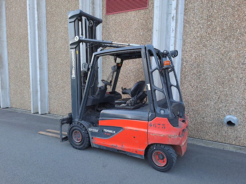 Linde E30L-01 2017 - Elektrostapler Bild 2 Miniaturansicht