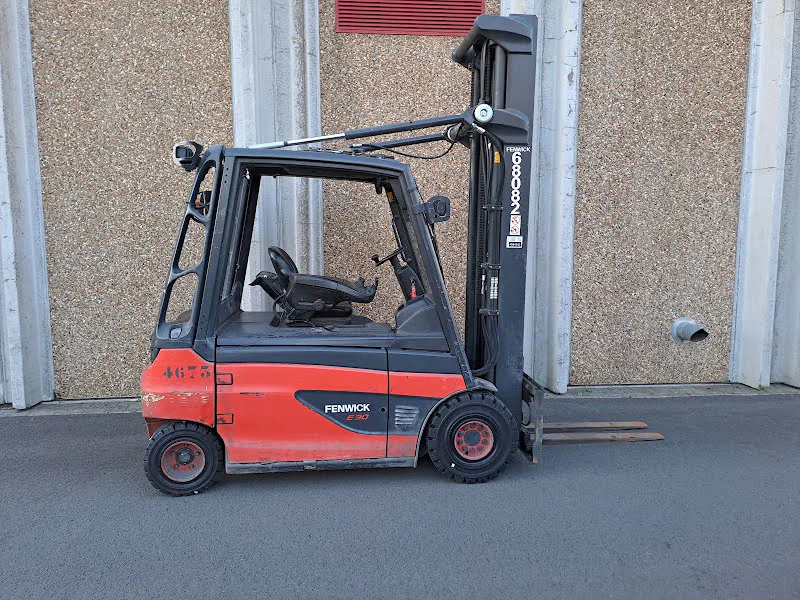 Linde E30L-01 2017 - Elektrostapler Bild 3 Miniaturansicht