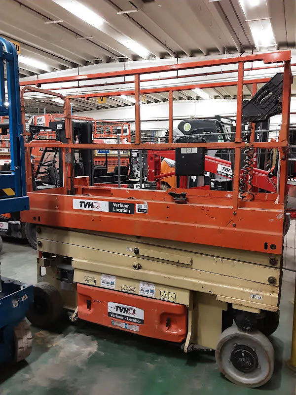 Jlg 2032ES 2015 - Plataforma de tijera imagen 2 miniatura