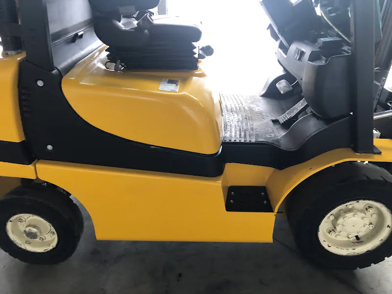 Yale GLP25MX 2019 - Wózek widłowy LPG zdjęcie 3 miniatura