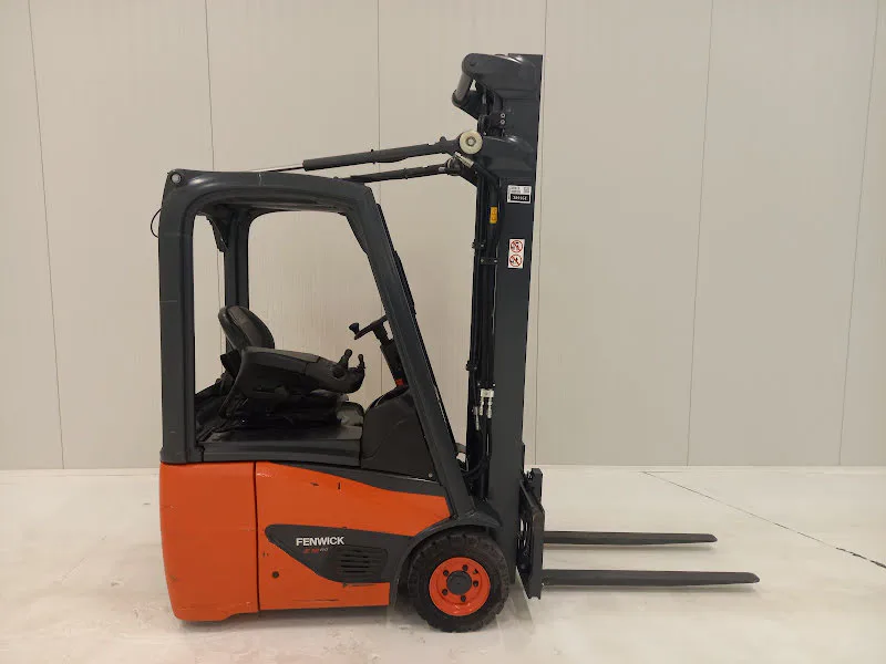 Linde E12-02 2018 - Elektrostapler Bild 2 Miniaturansicht