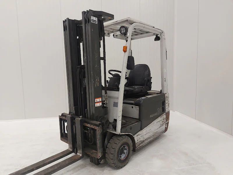 Unicarriers AG1N1L16T 2014 - Carretilla elevadora eléctrica imagen 1