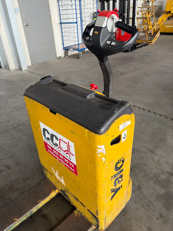 Yale MP20AC 2015 - Low-lift pallet truck image 2 thumbnail