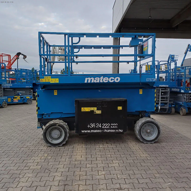Genie GS-4069 DC 2015 - Piattaforma a forbice immagine 2 miniatura