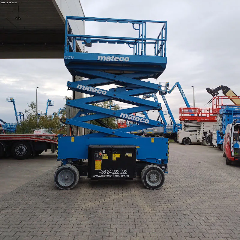 Genie GS-4069 DC 2015 - Piattaforma a forbice immagine 3 miniatura