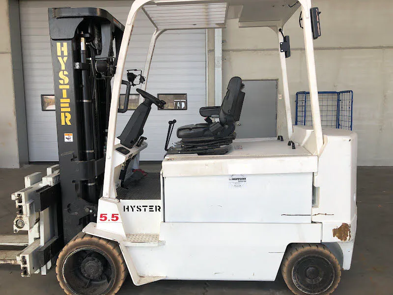 Hyster E5.50XL 2012 - Electric forklift image 3 thumbnail