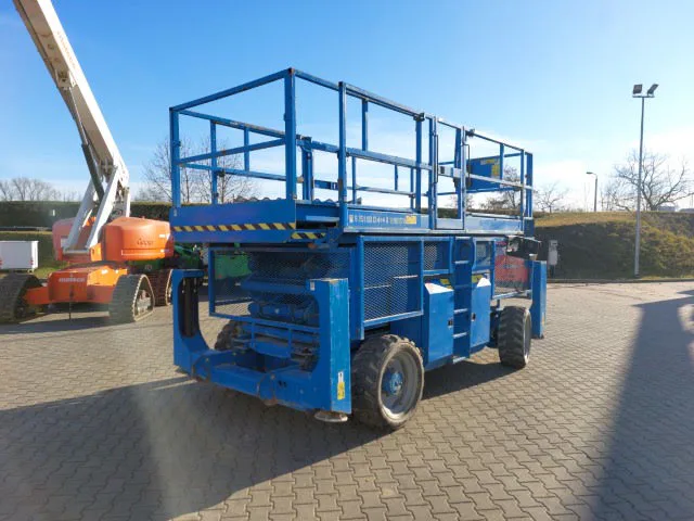 Genie GS-4390 RT 2013 - Ножничный подъемник изображение 2 миниатюра