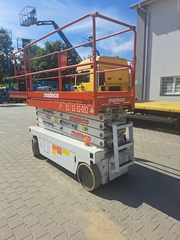 Imer IT 10090 2014 - Scissor lift image 1