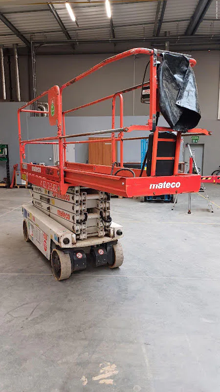 Imer IT 10090 2014 - Scissor lift image 3 thumbnail