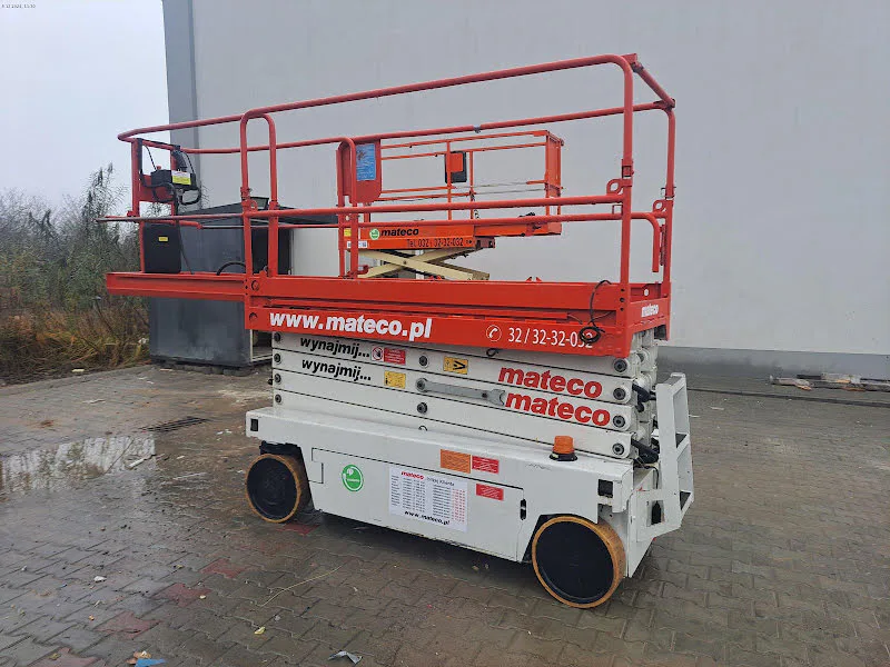 Imer IT 10090 2014 - Scissor lift image 2 thumbnail