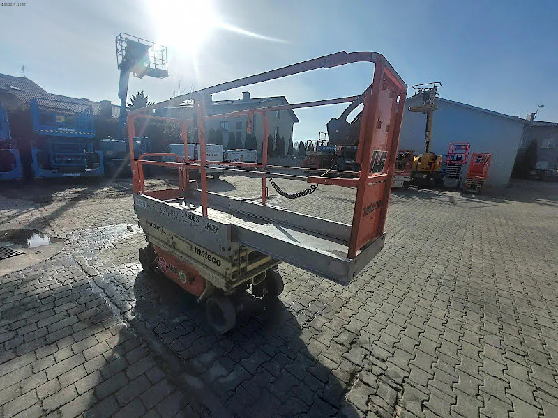 Jlg 1930ES 2014 - Scissor lift image 2 thumbnail