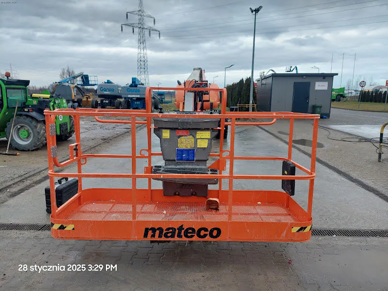 Jlg 860SJ 2014 - Plataforma telescópica imagem 3 miniatura