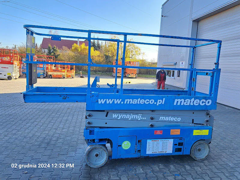 Genie GS-2032 2014 - Plataforma de tesoura imagem 2 miniatura