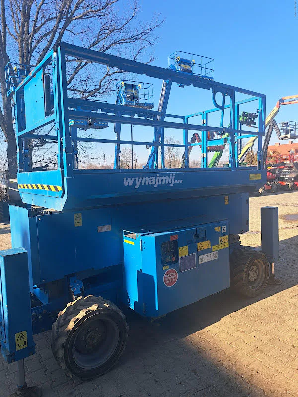 Genie GS-4069 RT 2014 - Plataforma de tesoura imagem 2 miniatura