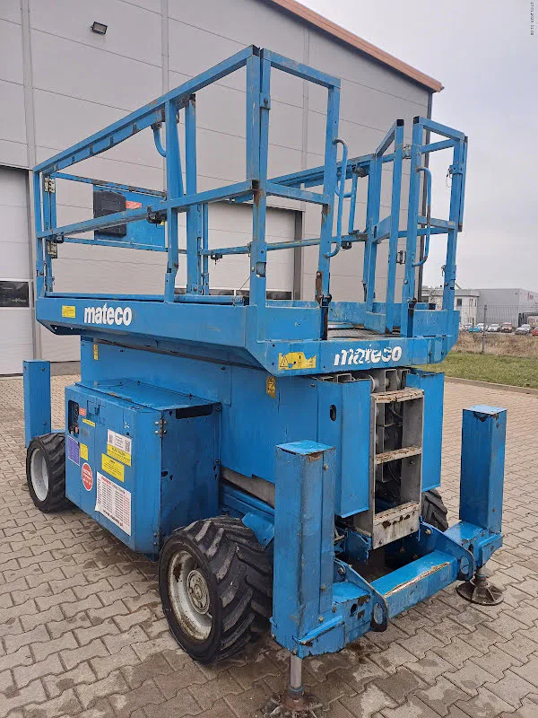 Genie GS-4069 RT 2014 - Piattaforma a forbice immagine 2 miniatura