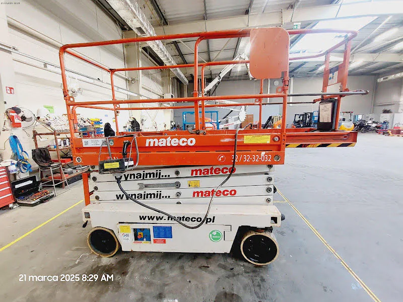 Imer IT 10090 2014 - Scissor lift image 1