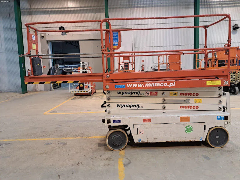 Imer IT 10090 2016 - Scissor lift image 2 thumbnail