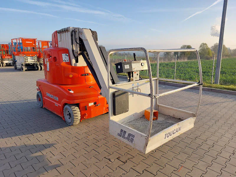 Jlg TOUCAN 1210 2012 - Personnel lift image 1