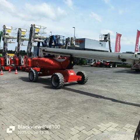 Jlg M600JP 2014 - Articulated boom lift image 3 thumbnail