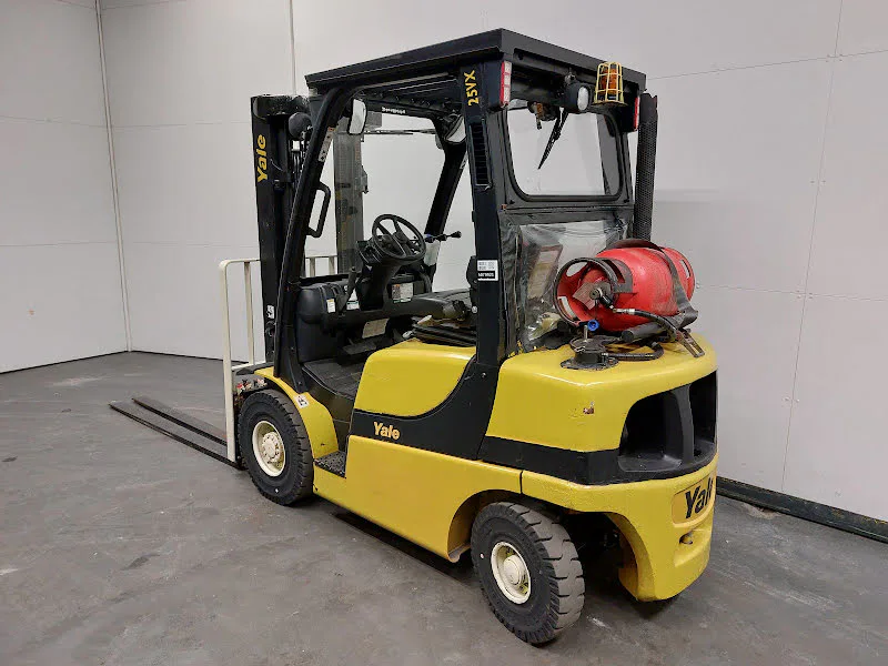 Yale GLP25VX 2015 - Carrello elevatore GPL immagine 3 miniatura