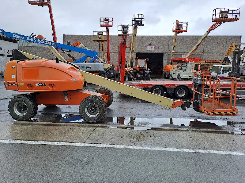 Jlg 400S 2013 - Telescopic boom lift image 3 thumbnail