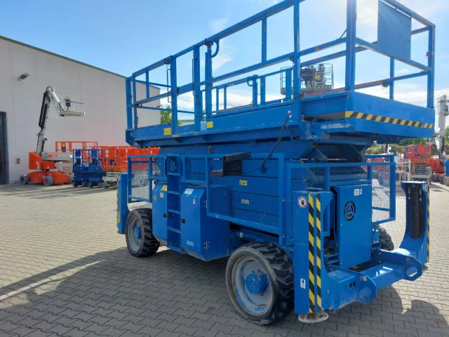 Genie GS-5390 RT 2013 - Nůžková plošina obrázek 2 náhled