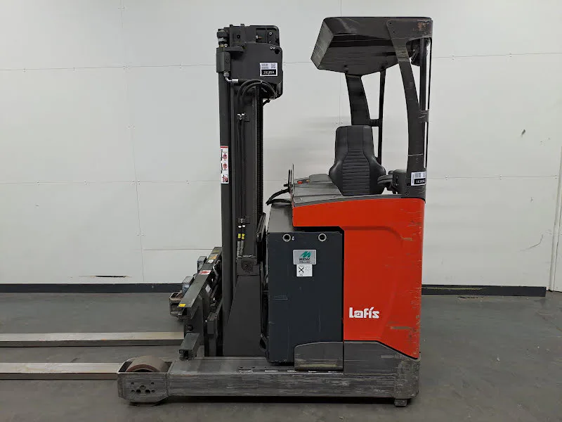Lafis 200 DTFVRF 510 LUMS 2017 - Reach Truck image 2 thumbnail