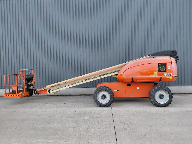 Jlg 600S 2015 - Telescopic boom lift image 2 thumbnail