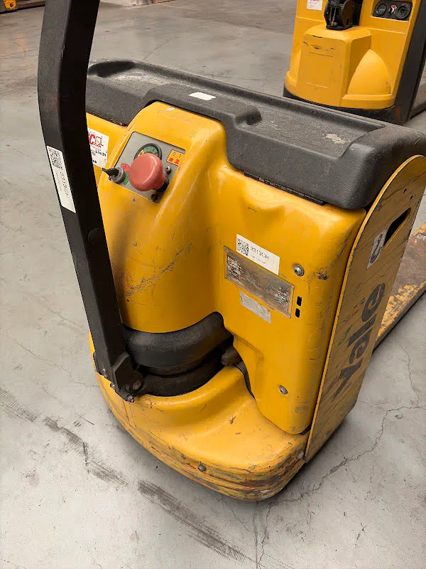 Yale MP16 2012 - Transpallet immagine 3 miniatura