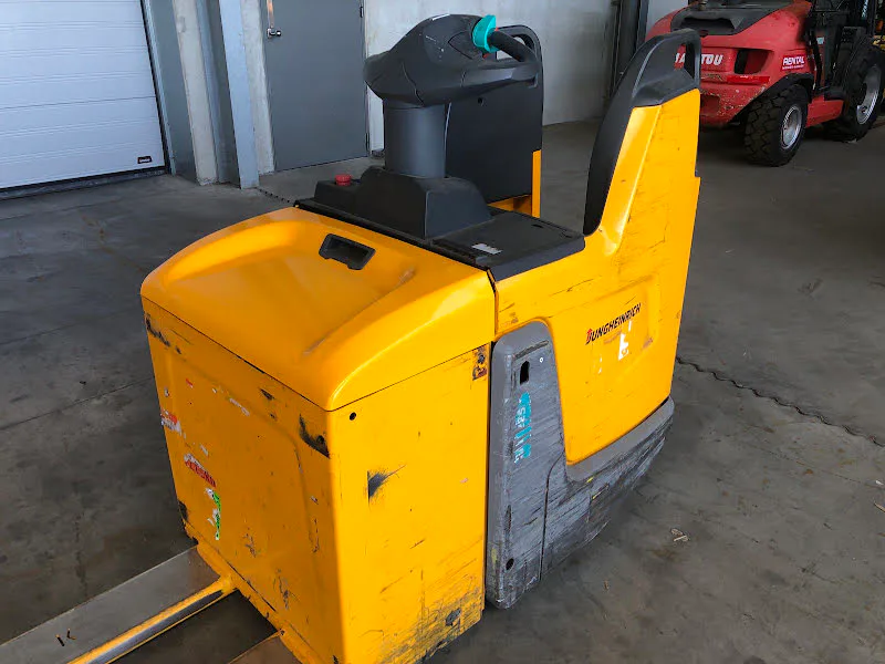 Jungheinrich ERE 225 2019 - Transpallet immagine 3 miniatura