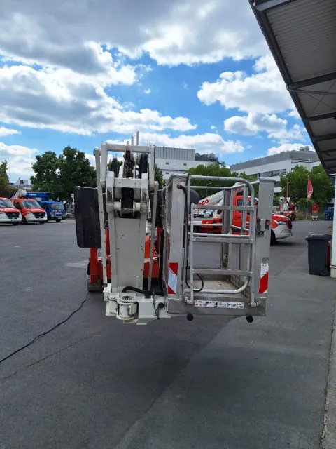 Teupen LEO 30 T 2014 - Other aerial platform image 3 thumbnail