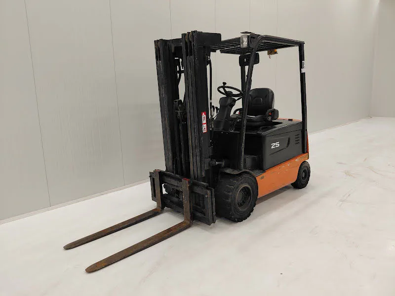 Doosan B25X-5 2014 - Electric forklift image 1