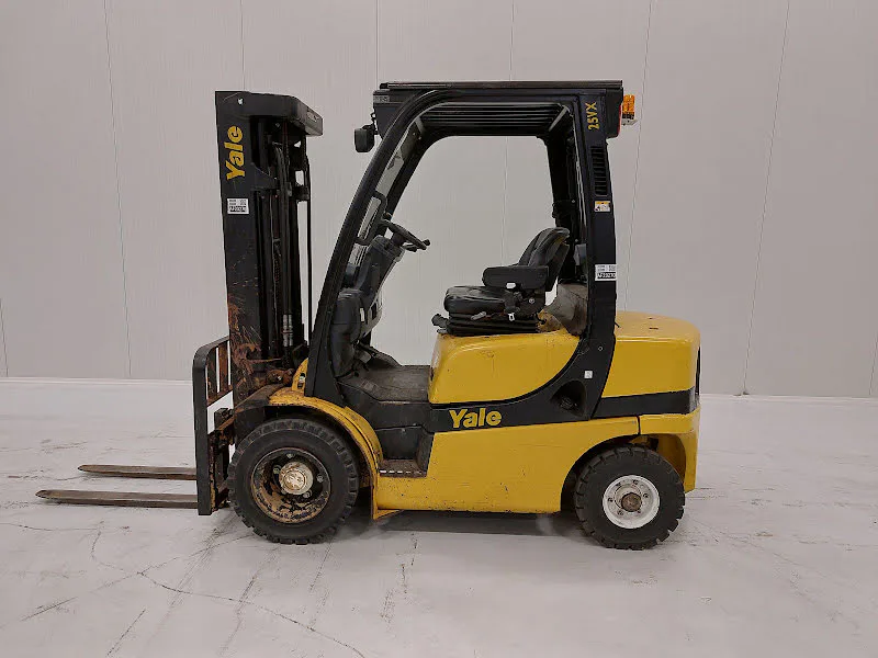 Yale GDP25VX 2017 - Wózek widłowy diesel zdjęcie 1