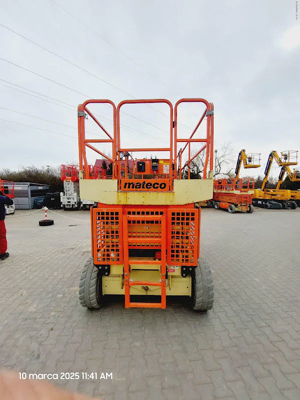 Jlg 3369LE 2015 - Nacelle ciseaux image 3 miniature