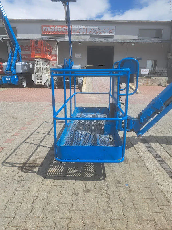 Genie S-45 TRAX 2015 - Telescopic boom lift image 3 thumbnail