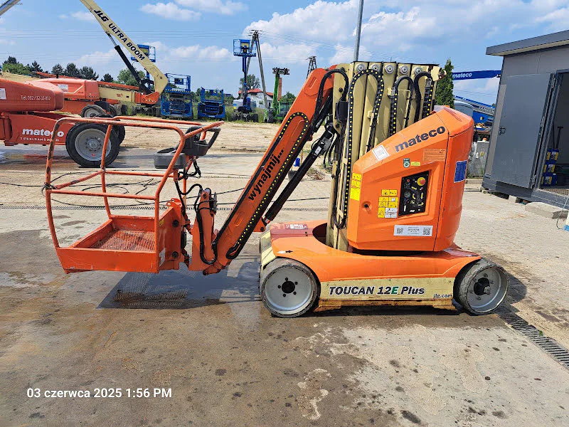 Jlg TOUCAN 12E PLUS 2015 - Personnel lift image 1
