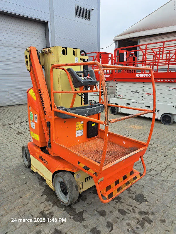 Jlg TOUCAN 8E 2015 - Personnel lift image 3 thumbnail